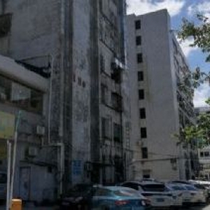 吉大九盛商业中心旁850平方标准厂房招租，可做商务办公