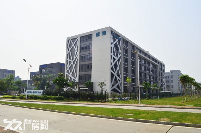 高新区科技六路23号思创大楼整层出租2楼1950平米