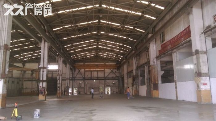 南屏大桥旁1000~3000平方高13米厂房出租，适合汽修，球馆，物流